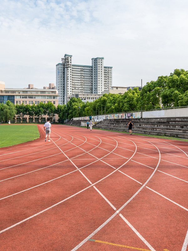 學校